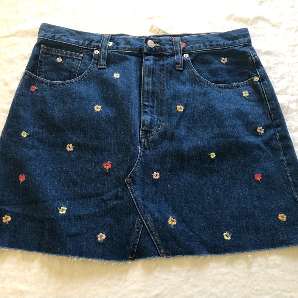 NWT Madewell Embroidered Floral Dark Blue Denim Skirt